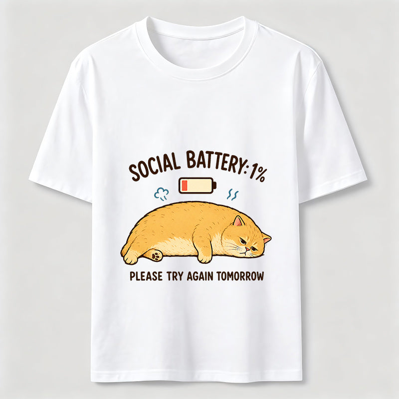 Social Battery Low Cat Classic T-Shirt