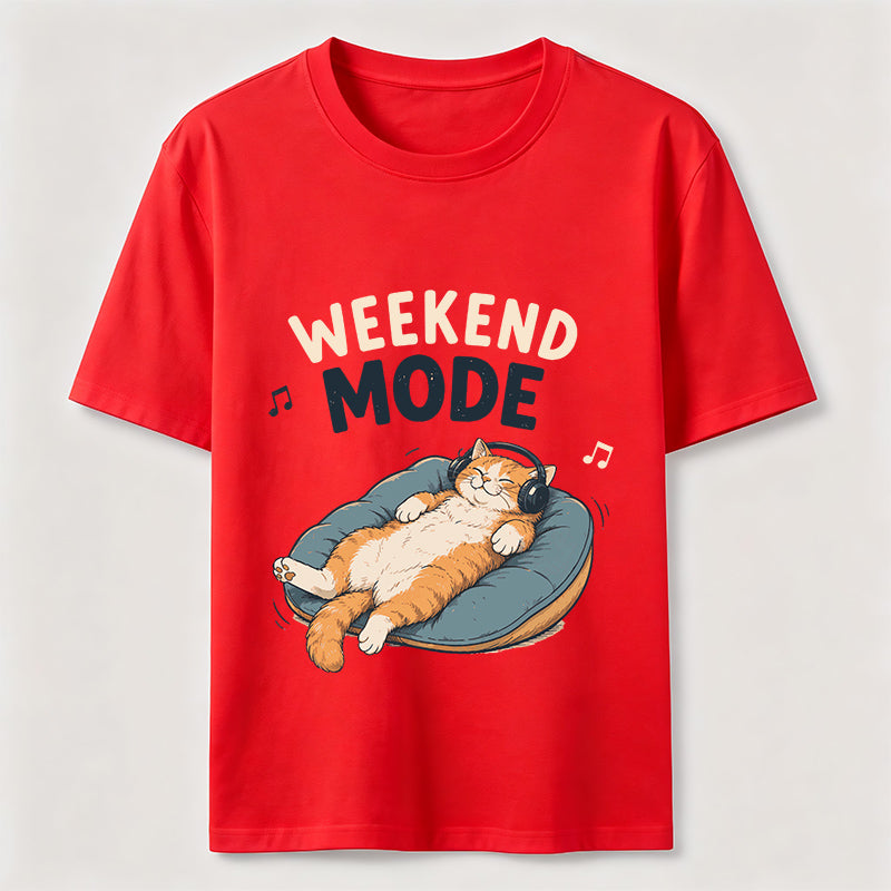 Weekend Mode Cat Classic T-Shirt