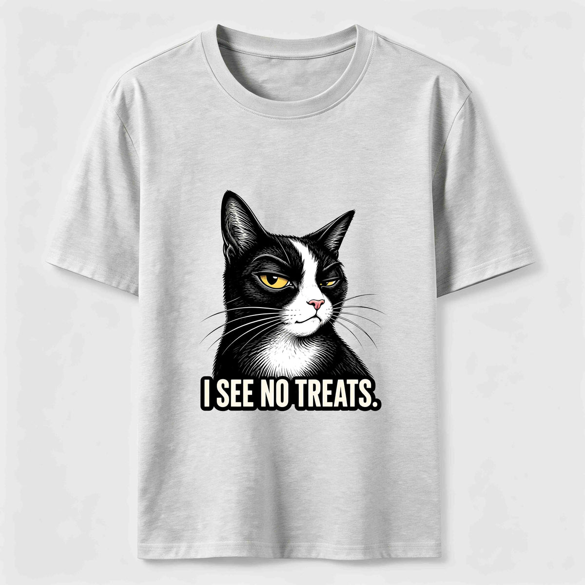 I See No Treats Cat Classic T-Shirt
