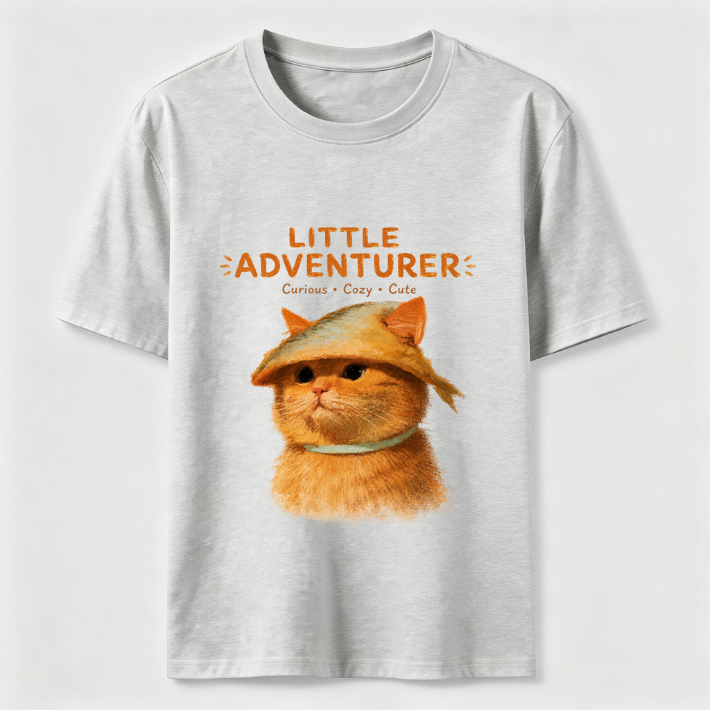 Little Adventurer Cat Classic T-Shirt