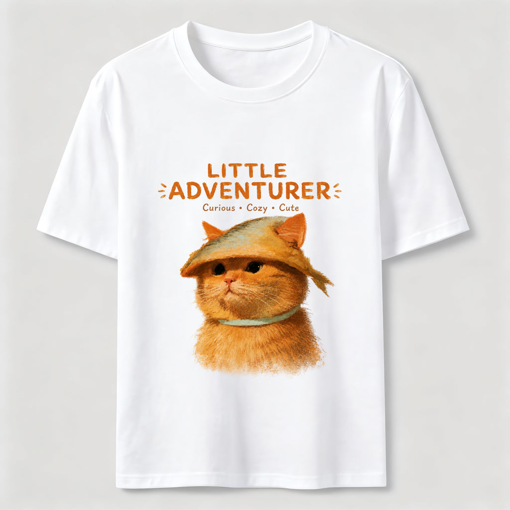 Little Adventurer Cat Classic T-Shirt