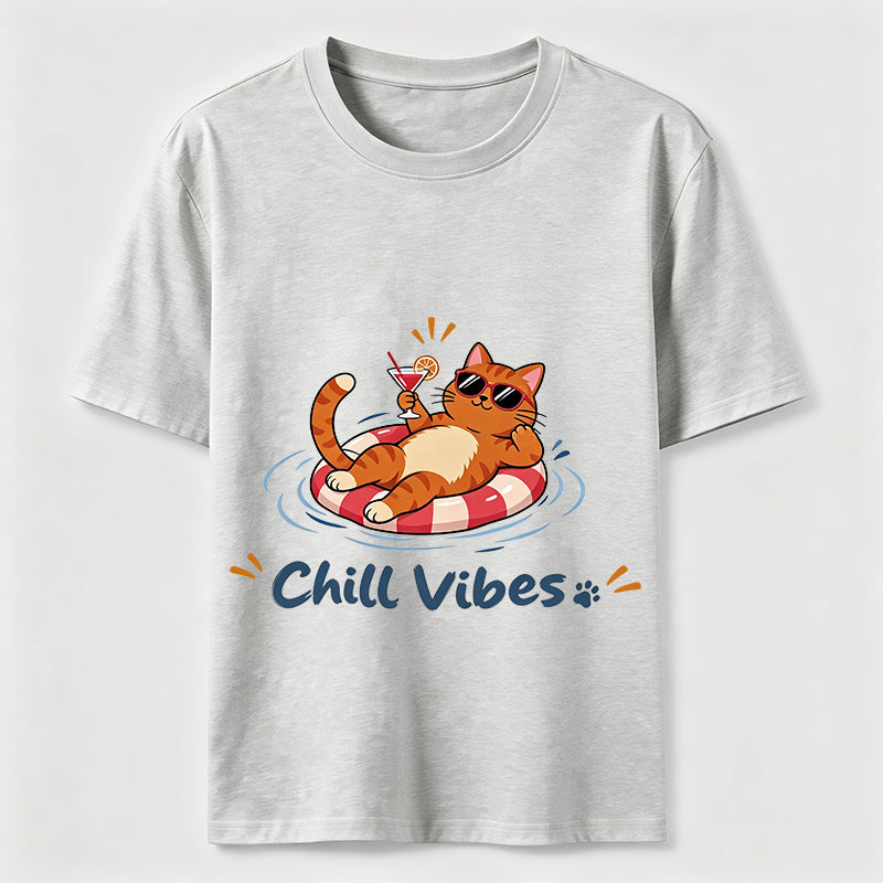 Chill Vibes Cat Classic T-Shirt