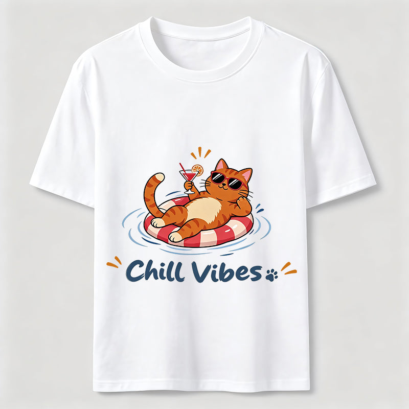 Chill Vibes Cat Classic T-Shirt