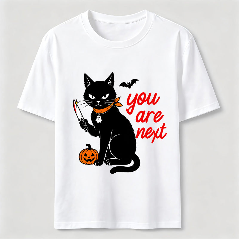 A black cat holding a knife on Halloween Classic T-Shirt