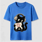 A cat listening to music Classic T-Shirt
