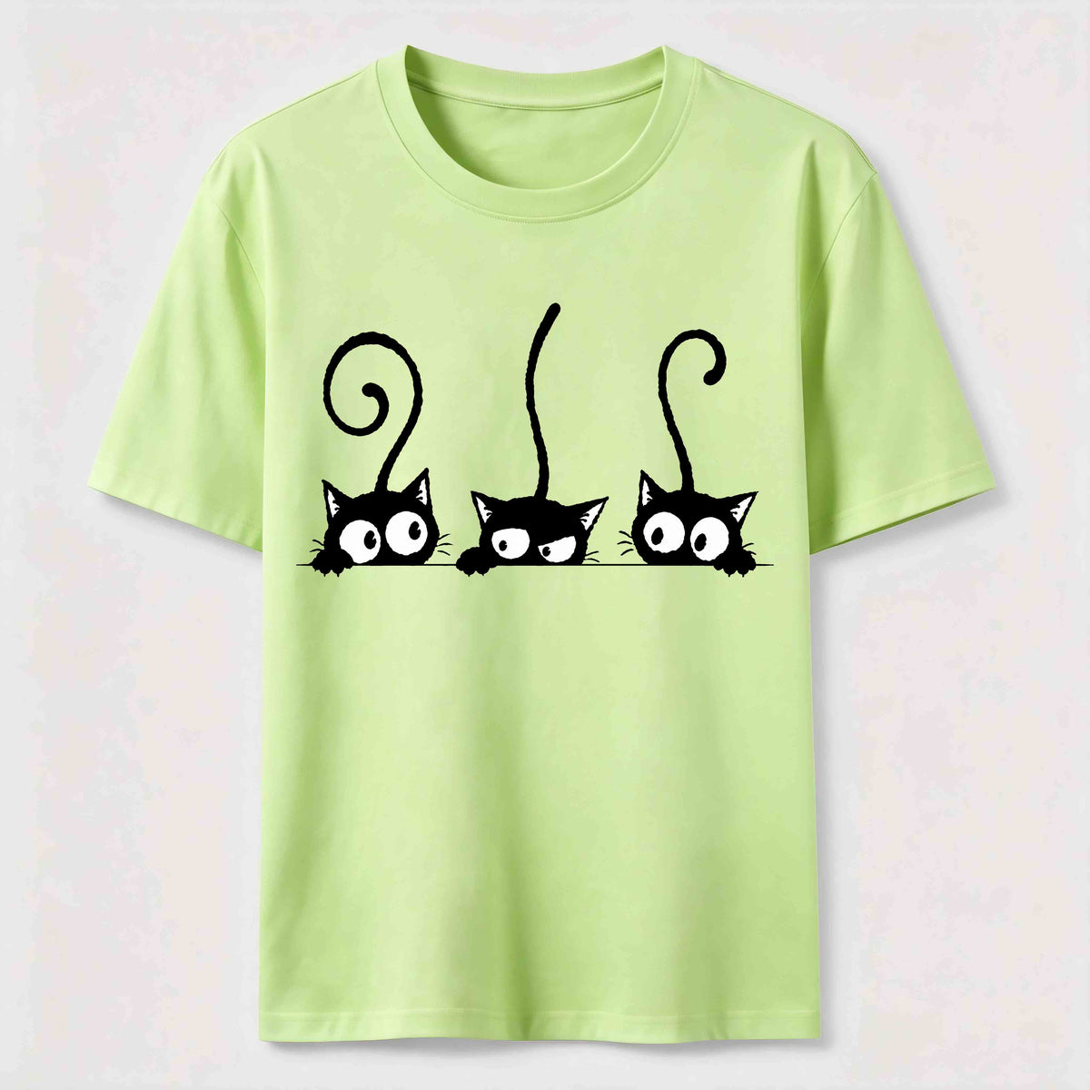 Mischievous and quirky kitten Classic T-Shirt