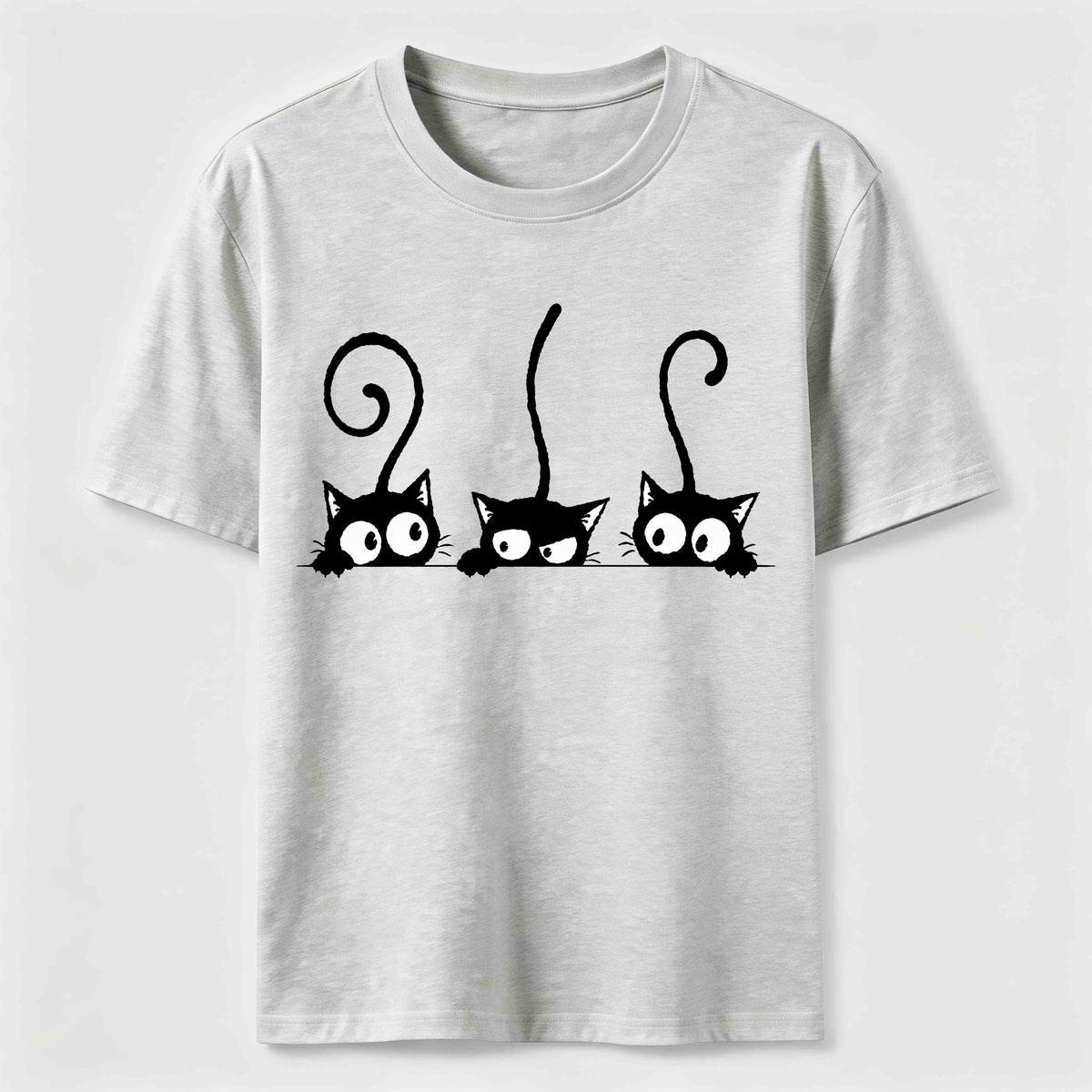 Mischievous and quirky kitten Classic T-Shirt