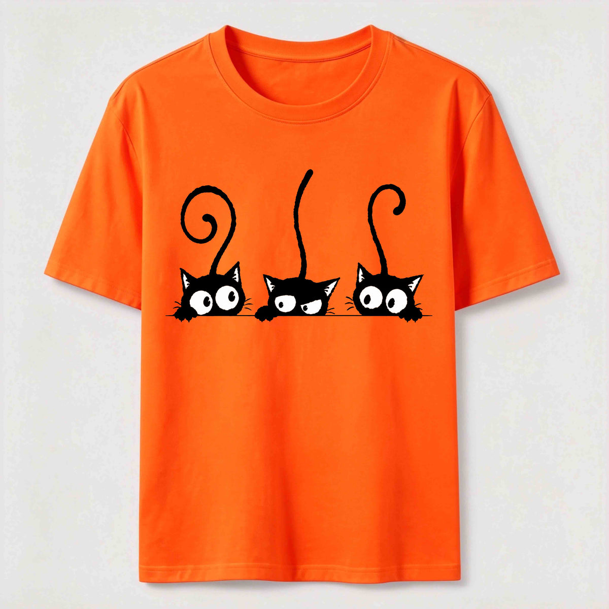 Mischievous and quirky kitten Classic T-Shirt