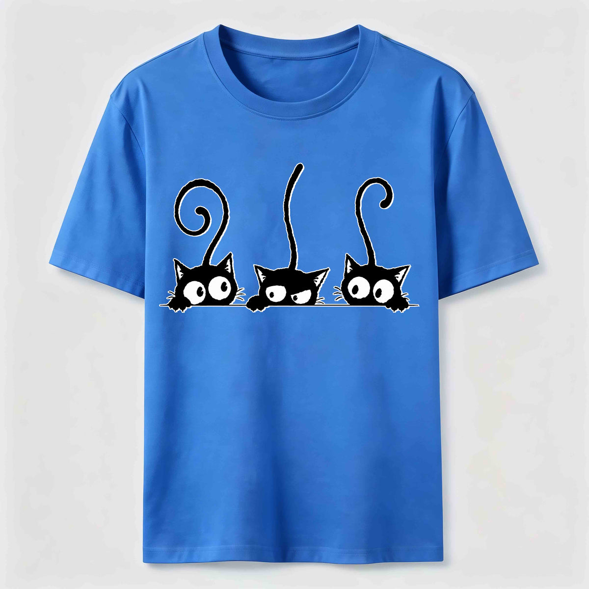 Mischievous and quirky kitten Classic T-Shirt