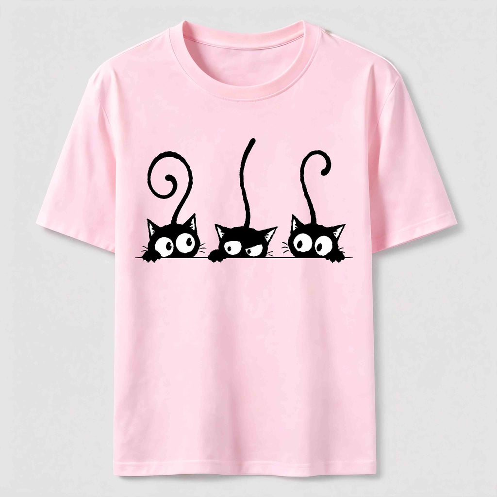 Mischievous and quirky kitten Classic T-Shirt
