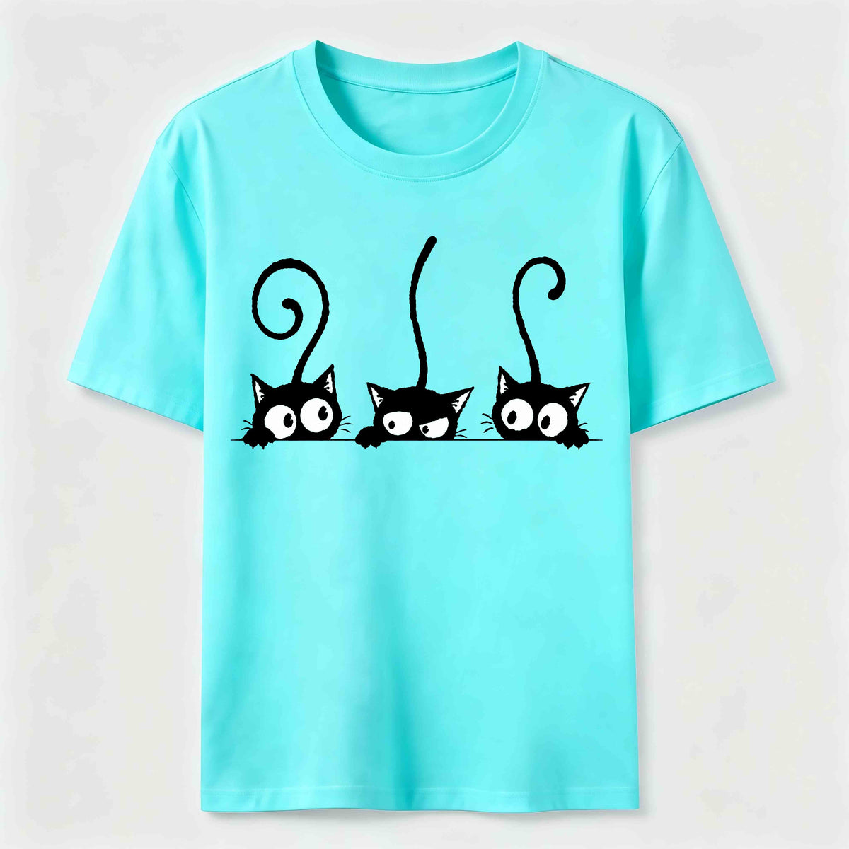 Mischievous and quirky kitten Classic T-Shirt