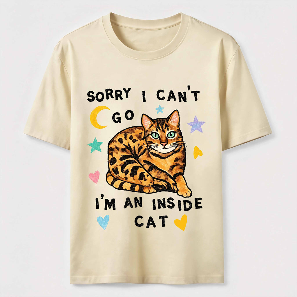 Homebody cat Classic T-Shirt