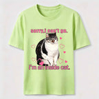 A cat that doesn't like going out Classic T-Shirt