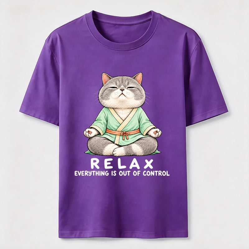 Relax Cat Classic T-Shirt
