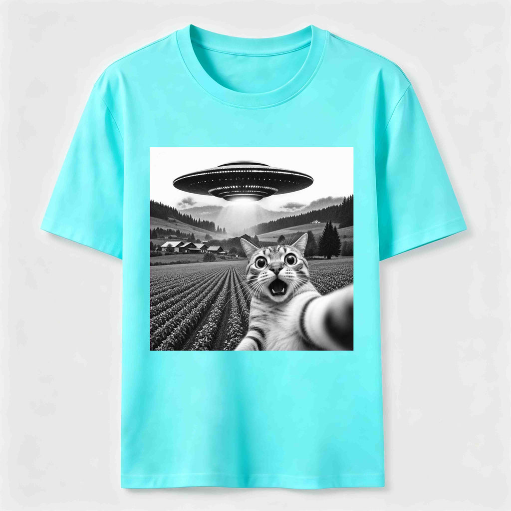 Alien Selfie Cat Classic T-Shirt