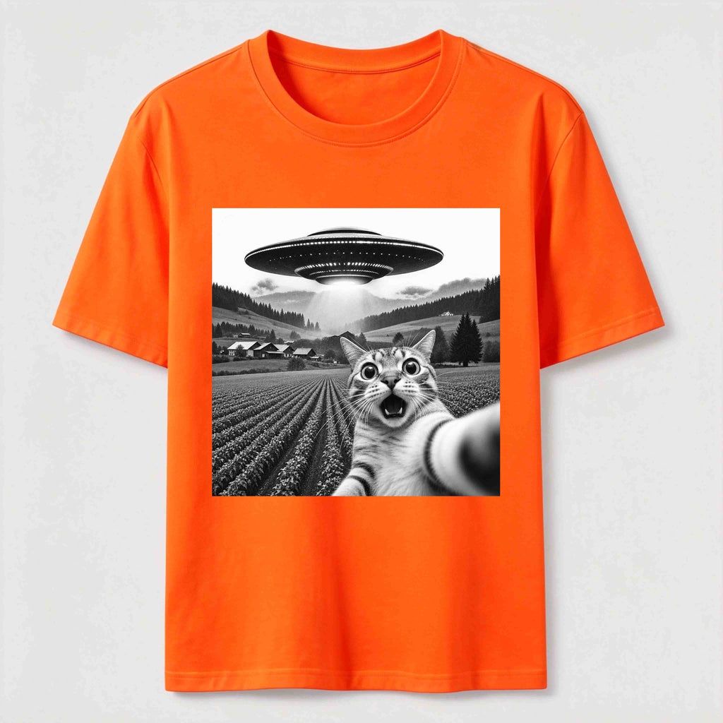 Alien Selfie Cat Classic T-Shirt