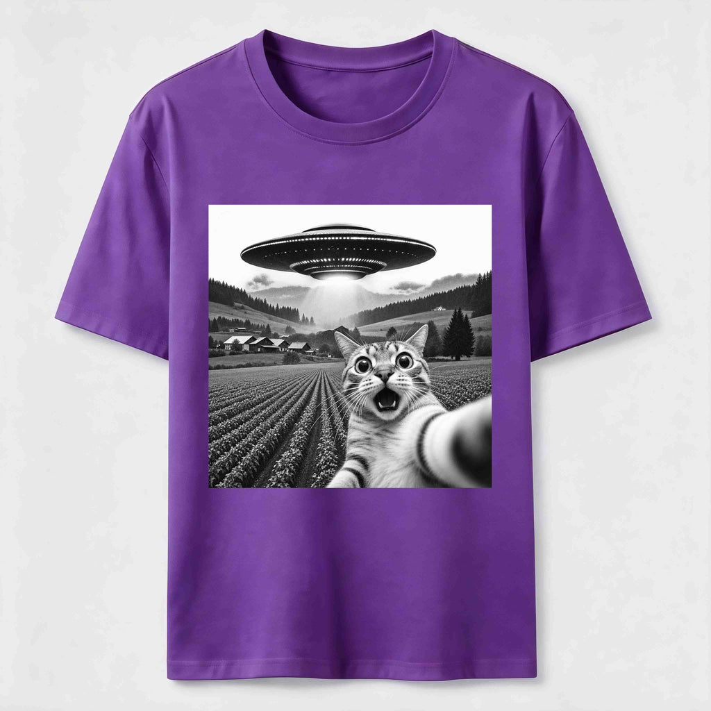 Alien Selfie Cat Classic T-Shirt