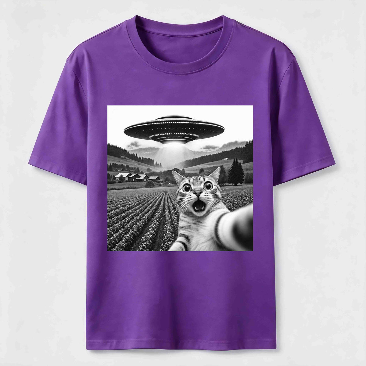 Alien Selfie Cat Classic T-Shirt