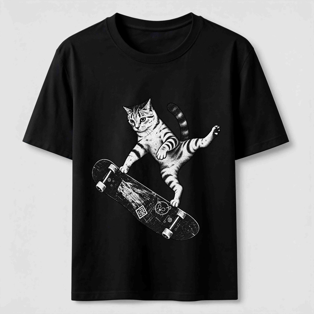 Skateboarding Acrobat Cat Classic T-Shirt