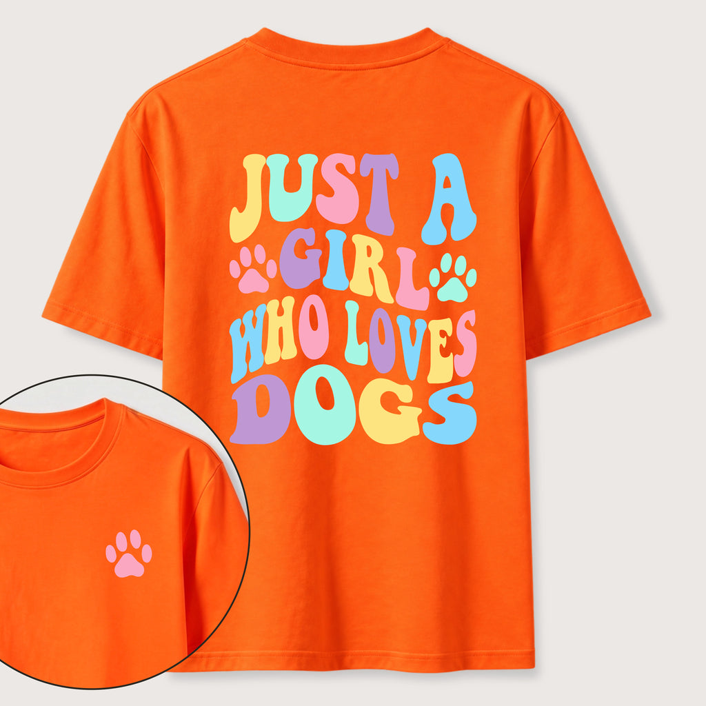 The Girl Who Loves Dogs Classic T-Shirt（Two Sided Print）